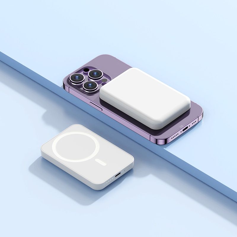 2025 New Ultra Thin Magsafe Mini Wireless Magnetic Power Bank Custom Logo Gift Version Portable Fast Charger for Iphone Android